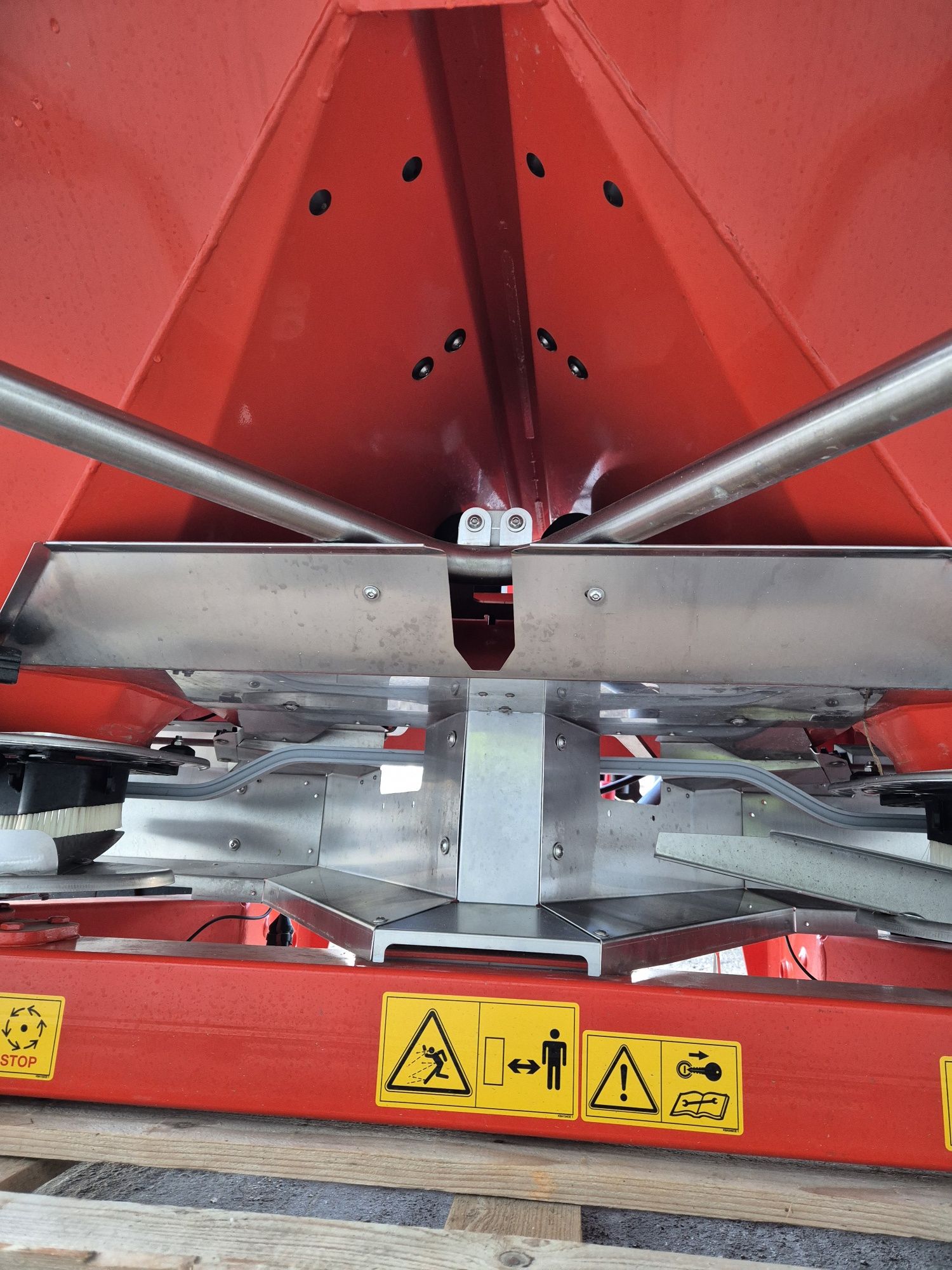 Rauch Axis-M 30.2 EMC