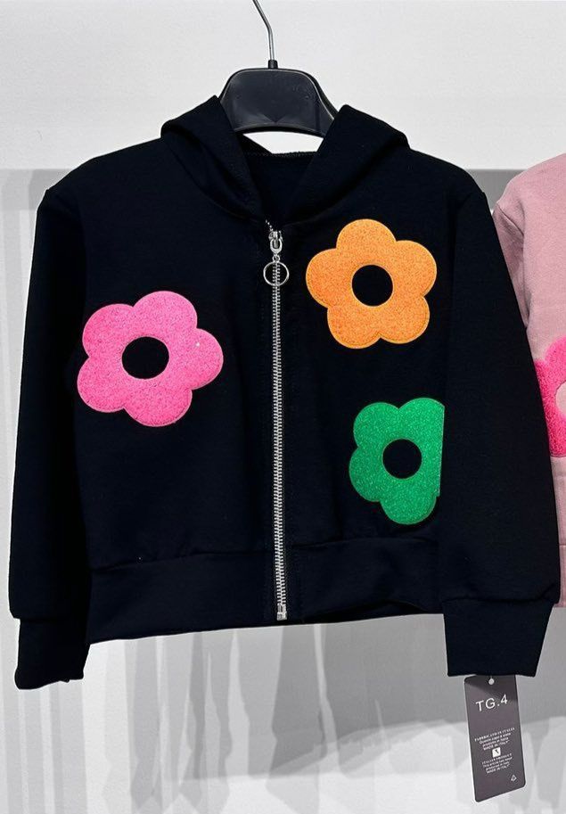 Bluza w kwiaty dla dziewczynki 146-152 czarna