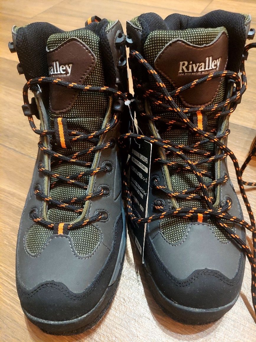 Buty do brodzenia Rivalley, fabrycznie nowe, rozmiar S