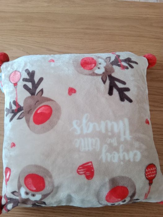 Poszewki na poduszki  home& you cena za sztukę  piękne