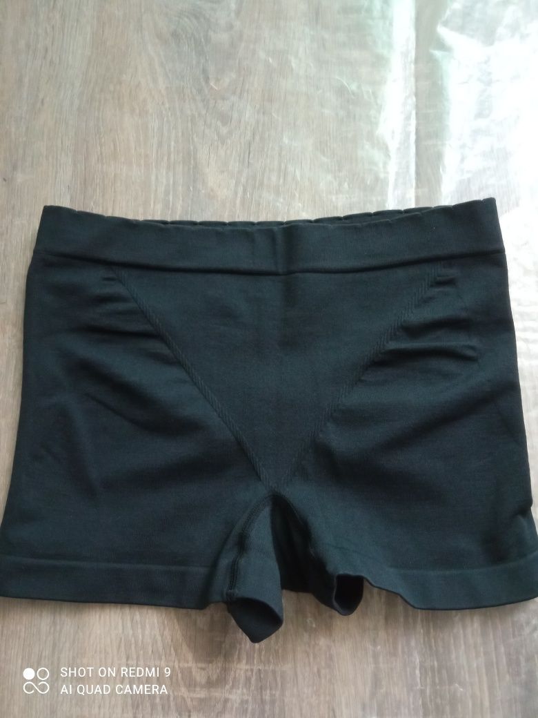 Женское  бельё M&S новое р.10uk и 12-14uk