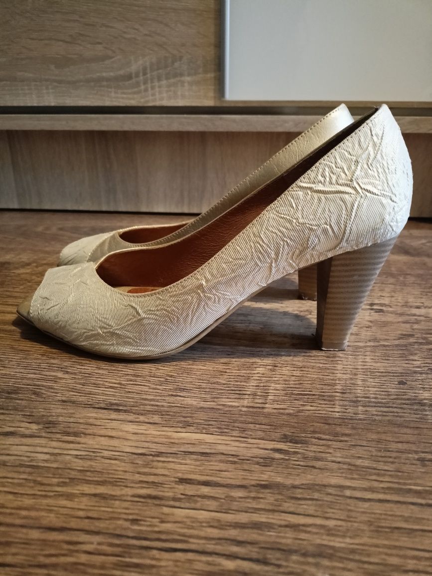 Eleganckie buty rozmiar 38