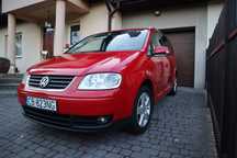VW Touran Highline 7-osobowy/2.0 MPI/DSG
