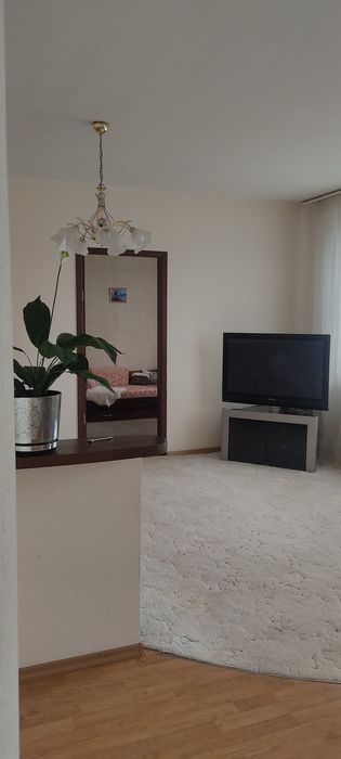 Шикарная ! 3 к. из.кввртира , р-н Залютино - 10 000 грн. ВСЕ ВКЛЮЧЕНО!