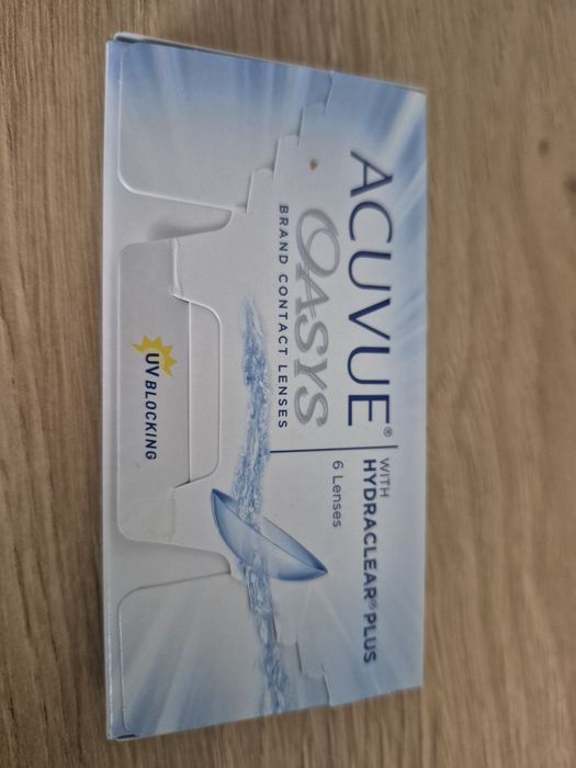 Контакті лінзи Acuvue Oasys Hydraclear plus  -6,0. -5,5