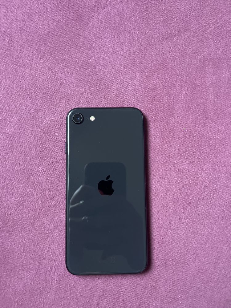 Iphone SE 2020 używany