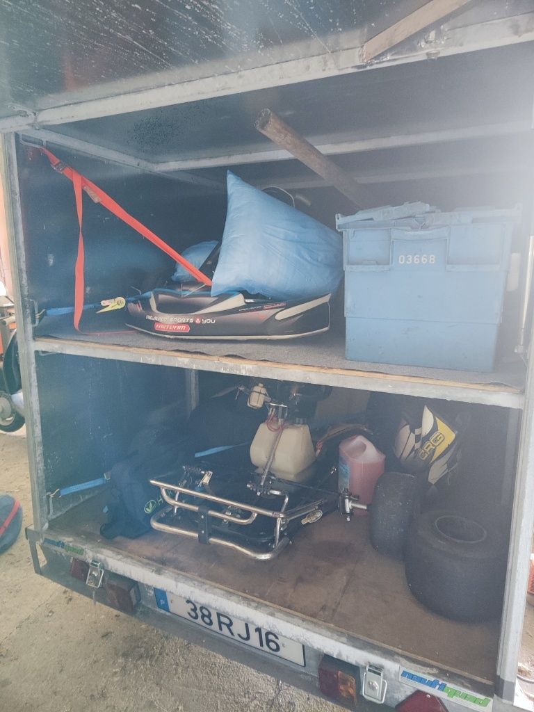 Atrelado para 2 karts nautiquad