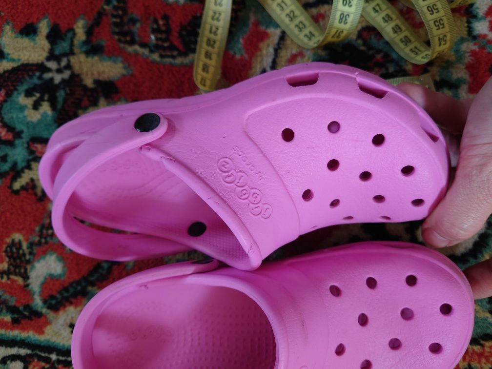 Crocs jibbitz рожеві крокси на дівчинку р.33-34-