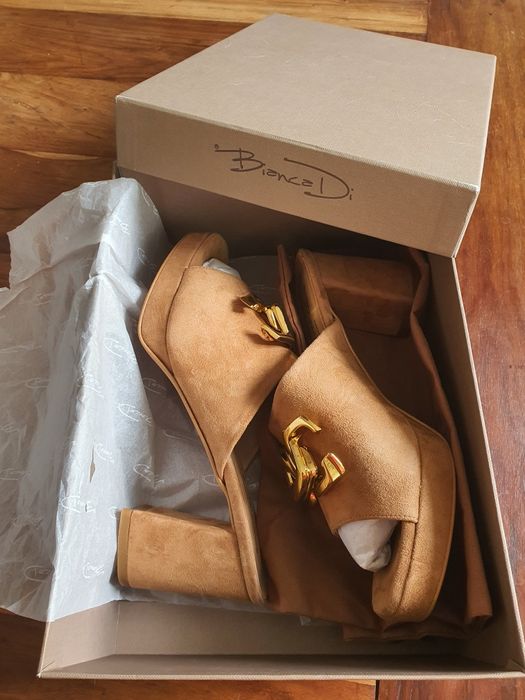 Bianca Di - nowe - włoskie - przepiękne - zamsz naturalny - 38