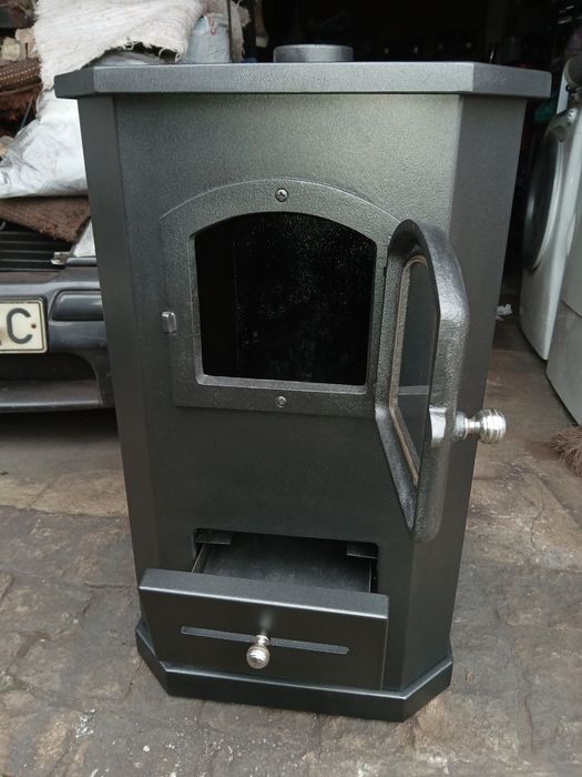 Vendo salamandra a lenha