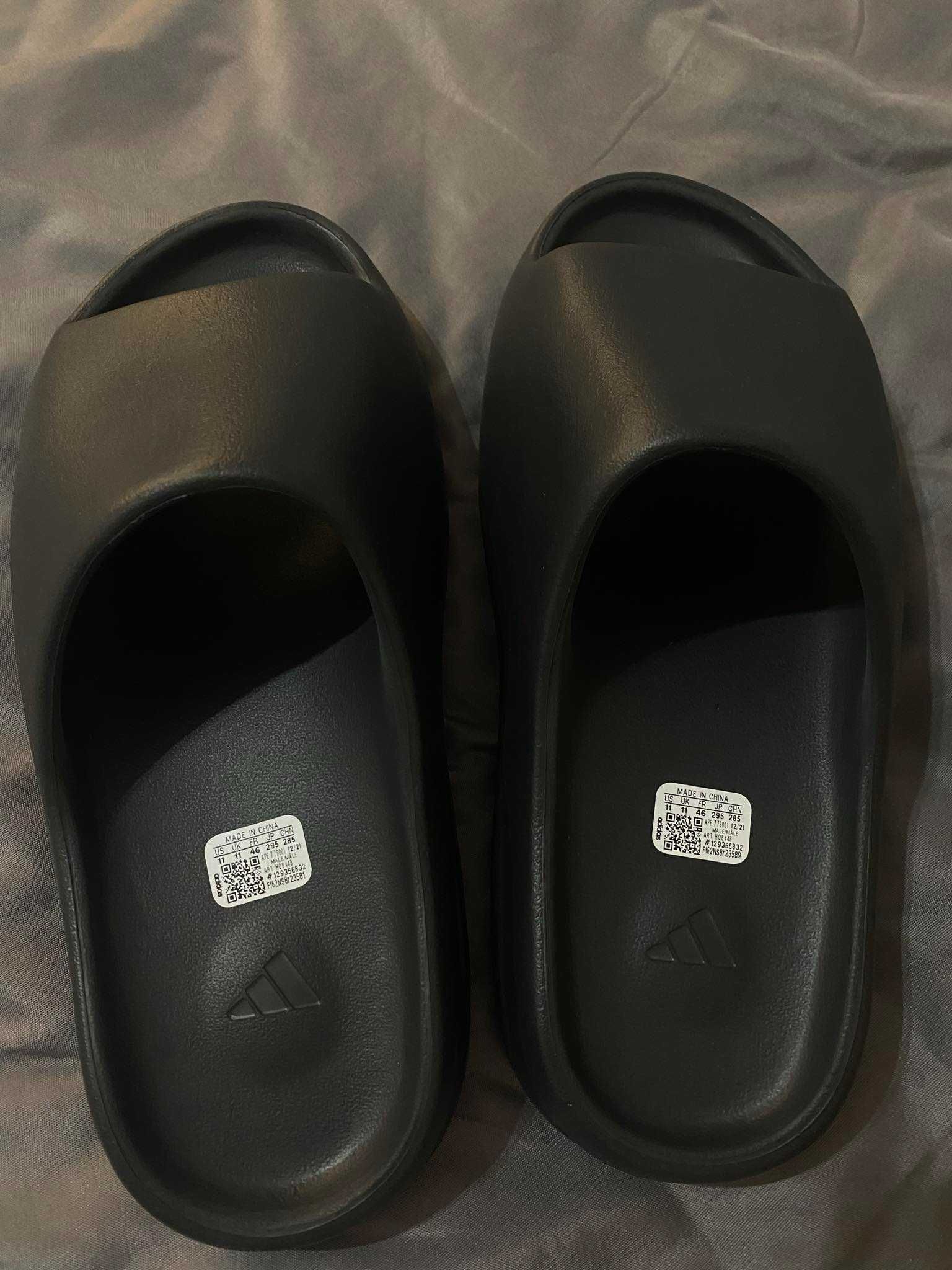 Adidas yeezy slide 46