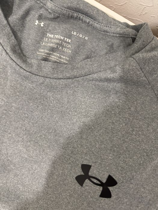 Футболка under armour