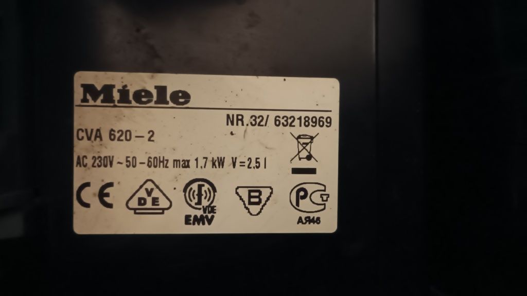 Miele CVA 620 ekspres do kawy do zabudowy