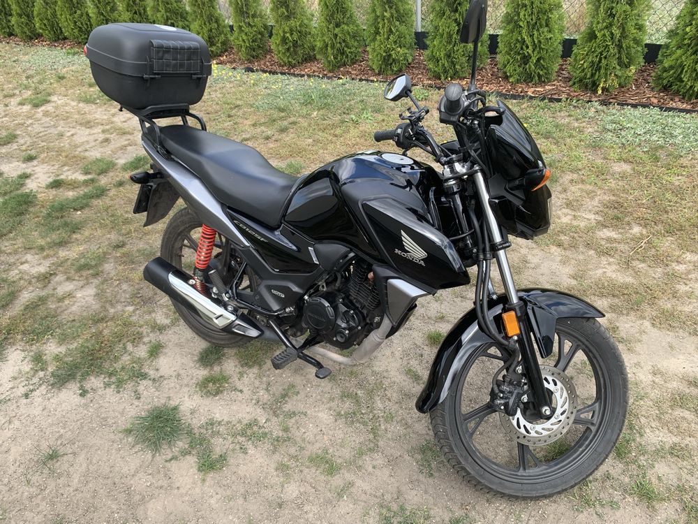 Sprzedam Honda CB125F 2021r