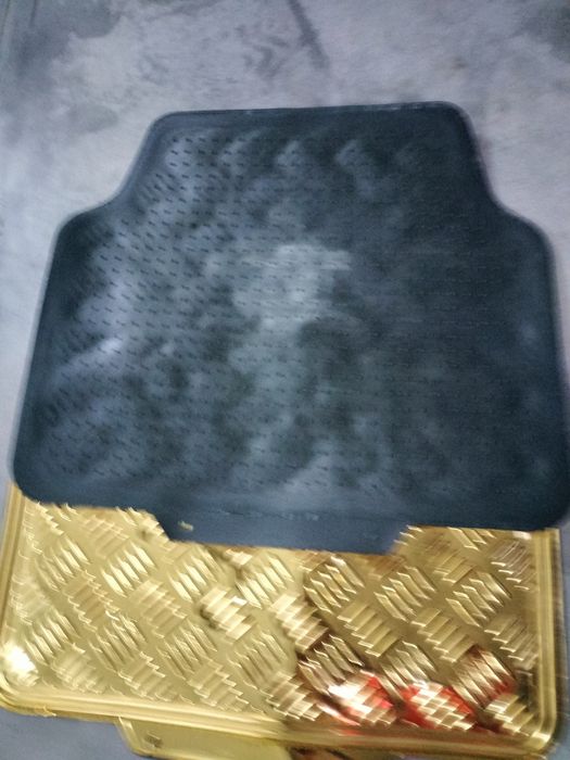 Tapetes automóvel novos