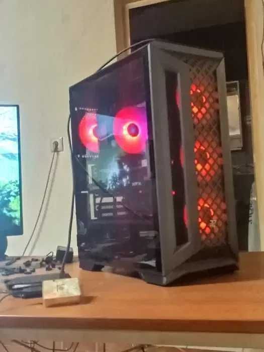 torre gaming 2k - I7 11700K - RX 9060 XT