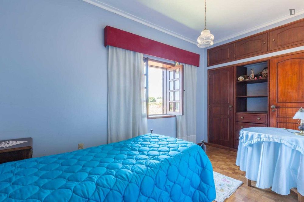 Alugo quarto  individual em S.Cosme Gondomar