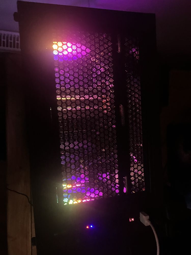Gotowy komputer gamingowy Ryzen 5 / GTX 1650 SUPER / 16GB RAM / 256GB