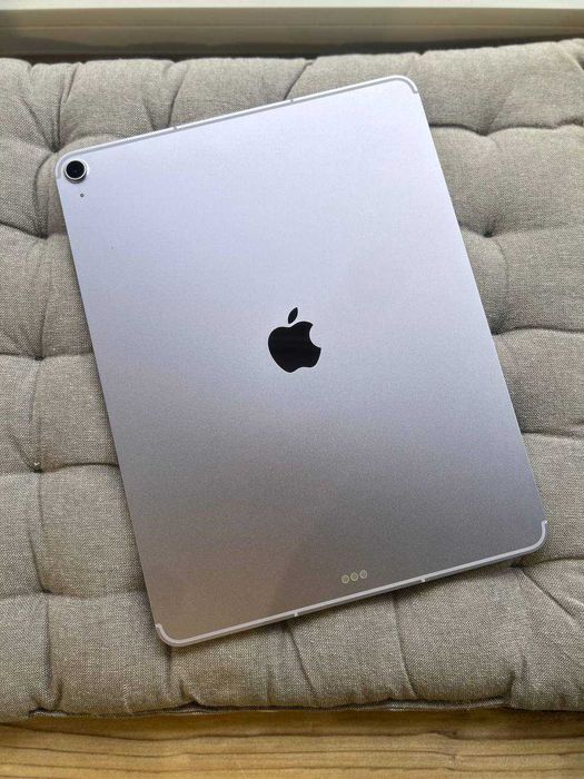 Б/У iPad Air 13" M3 2025 128GB LTE Purple (MCJ44) 11 циклів