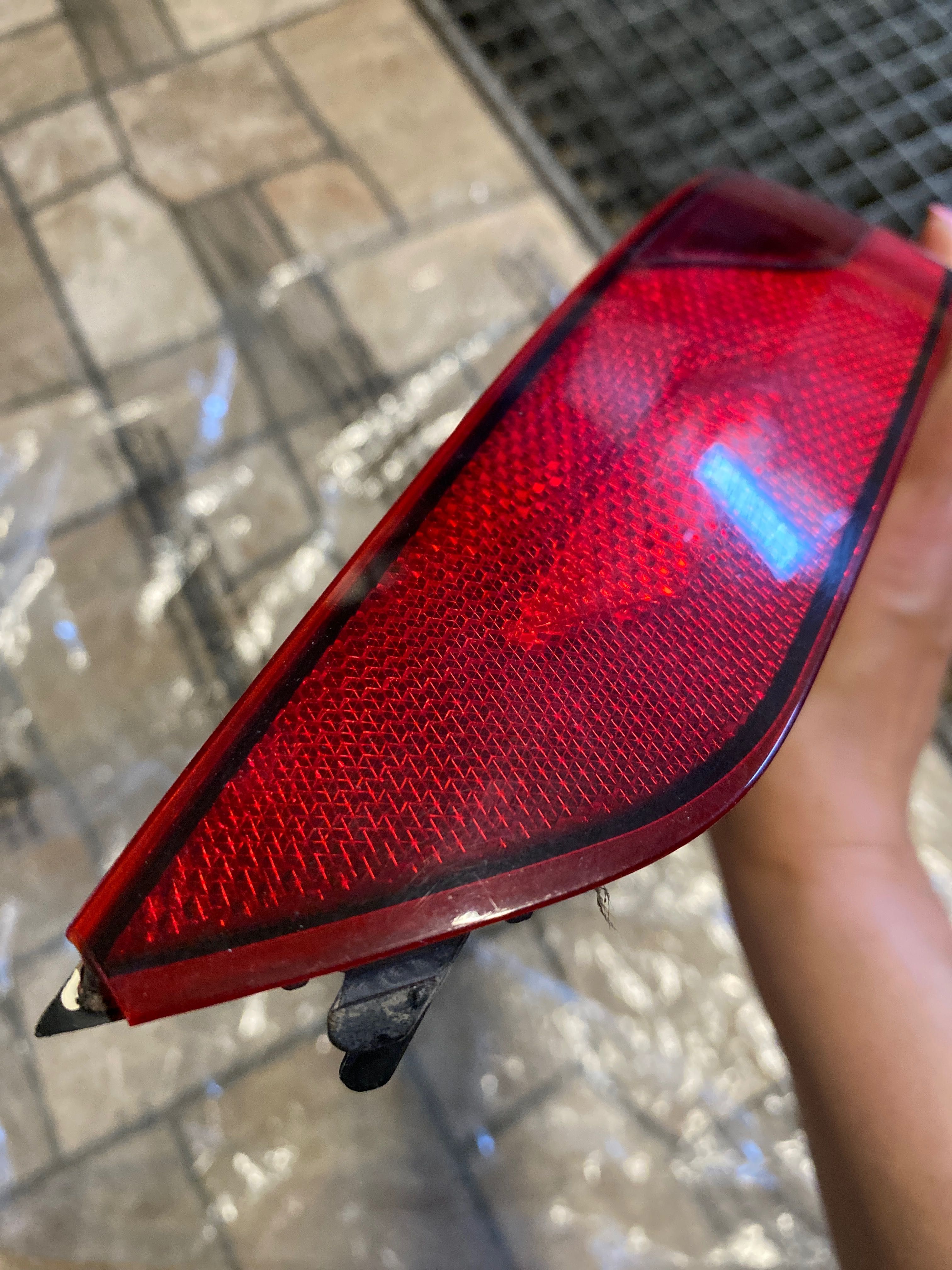 Lampa przeciwmgielna tylna zderzaka- lewa Audi Q5 2017 r