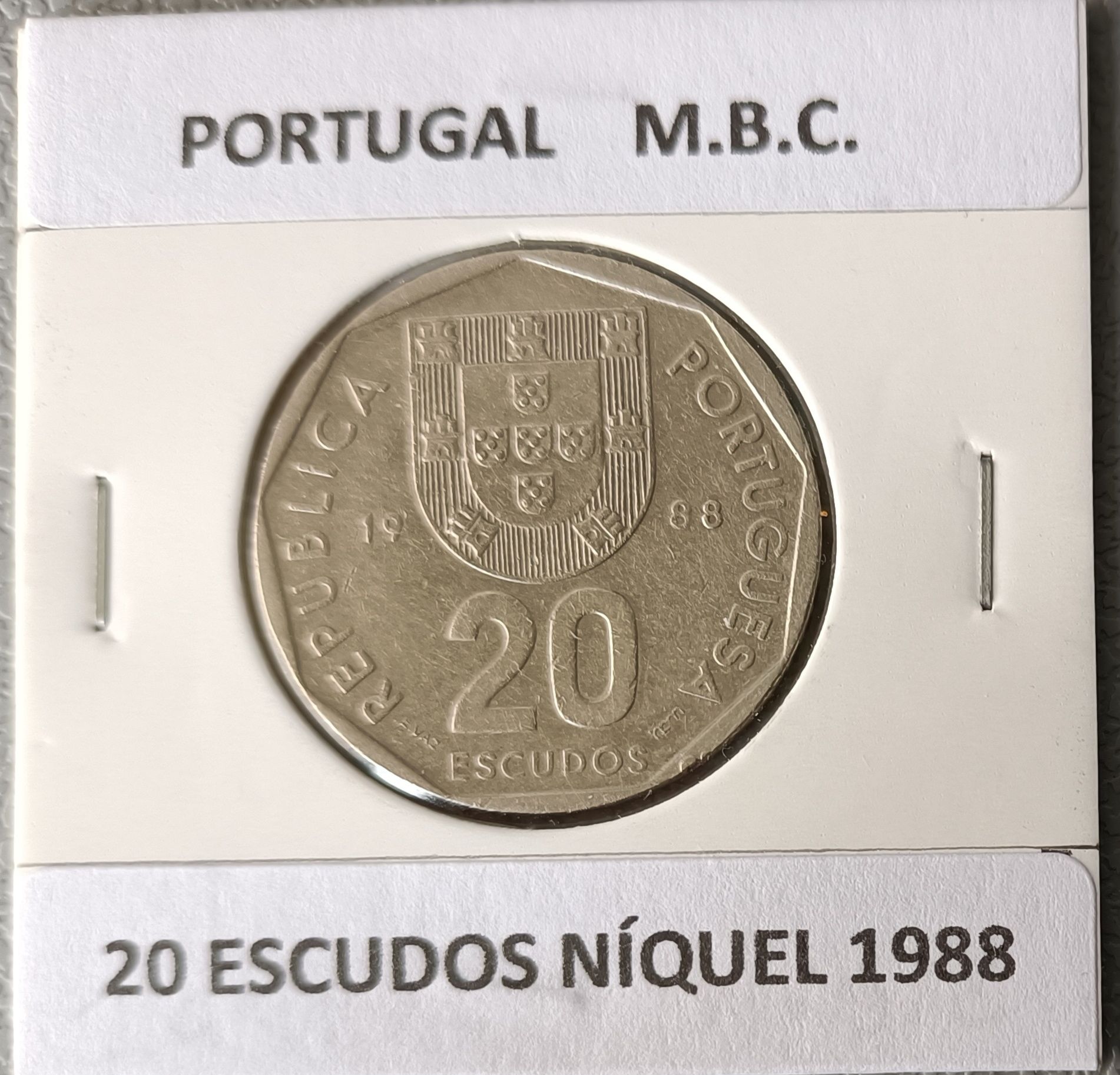 8 Moedas de 20 Escudos da República Portuguesa { Emissão Anual}