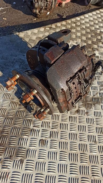 zwrotnica lewa przód iveco 65c 70c bliźniak 11+