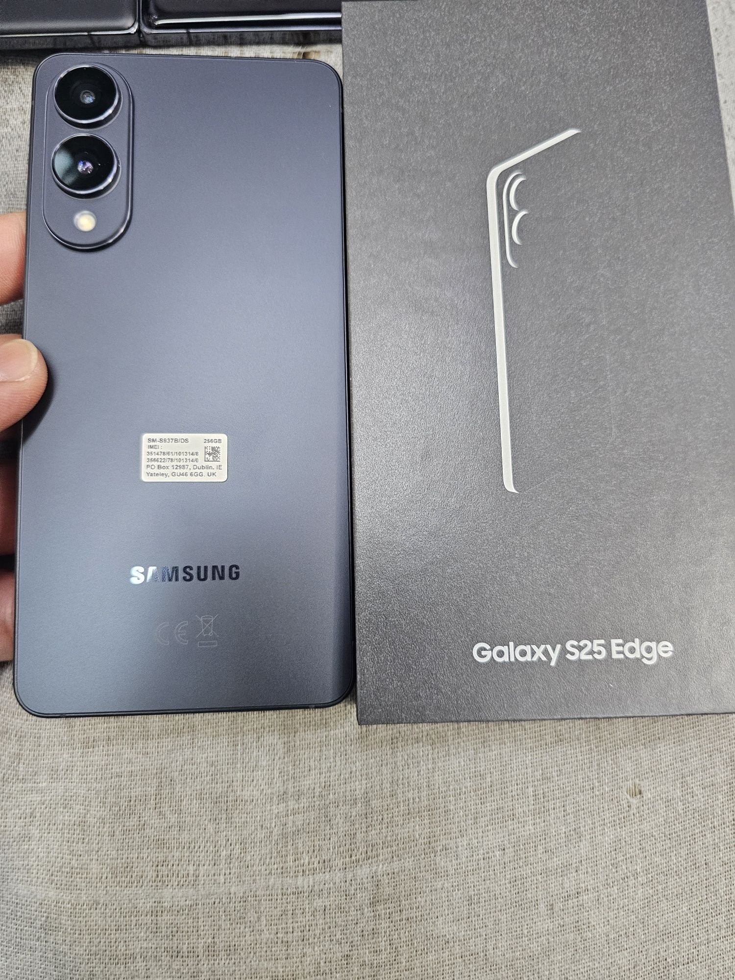 Galaxy S25 edge.256/12gb