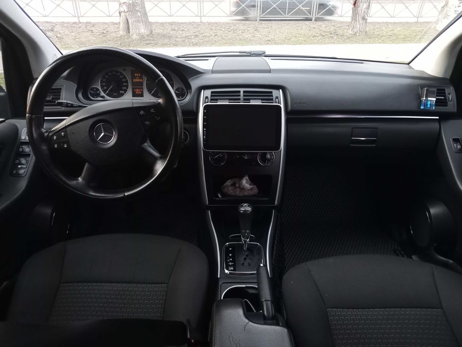 Mercedes b180 2011г. 2л.дизель Мерседес
