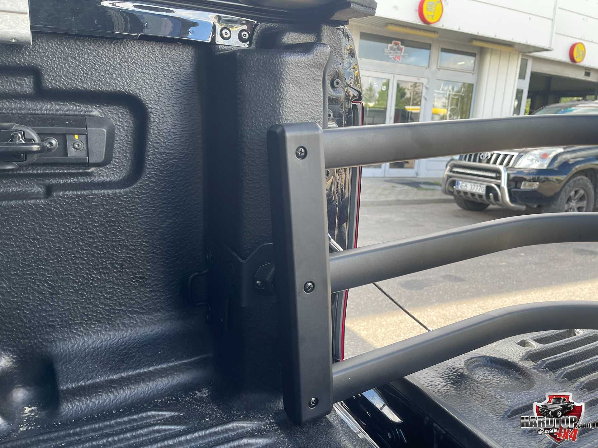 Przegroda paki, pickup, zabudowa, hardtop