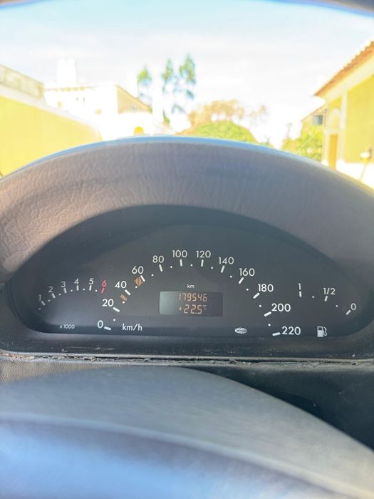 Mercedes-Benz A140 oferta prancha de surf