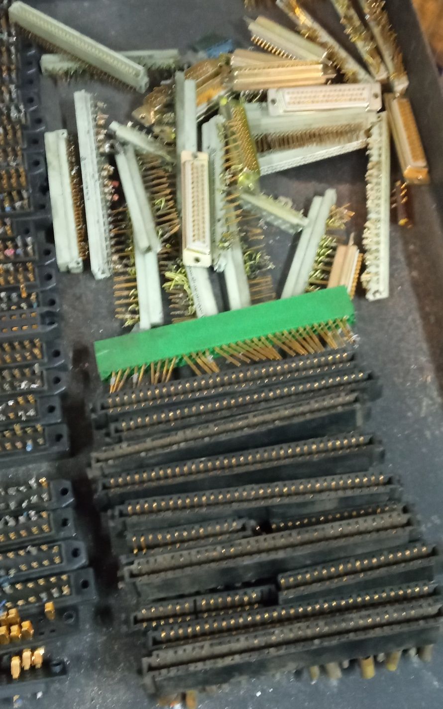 Skup STYCZNIKI styki  płytki elektroniczne złom odzysk