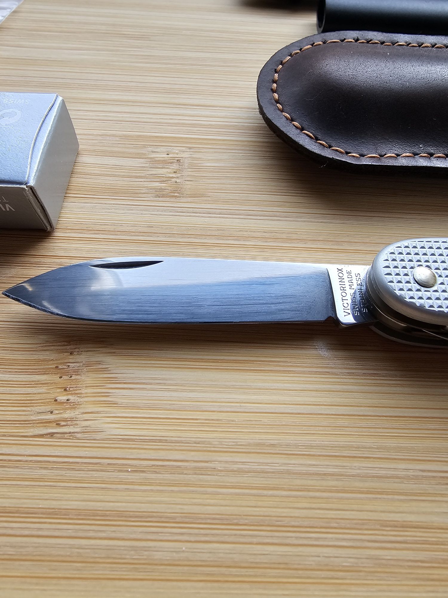 Ніж Victorinox Alox Pioneer X