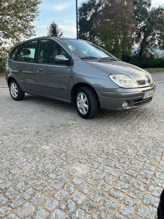Carro em bom estado