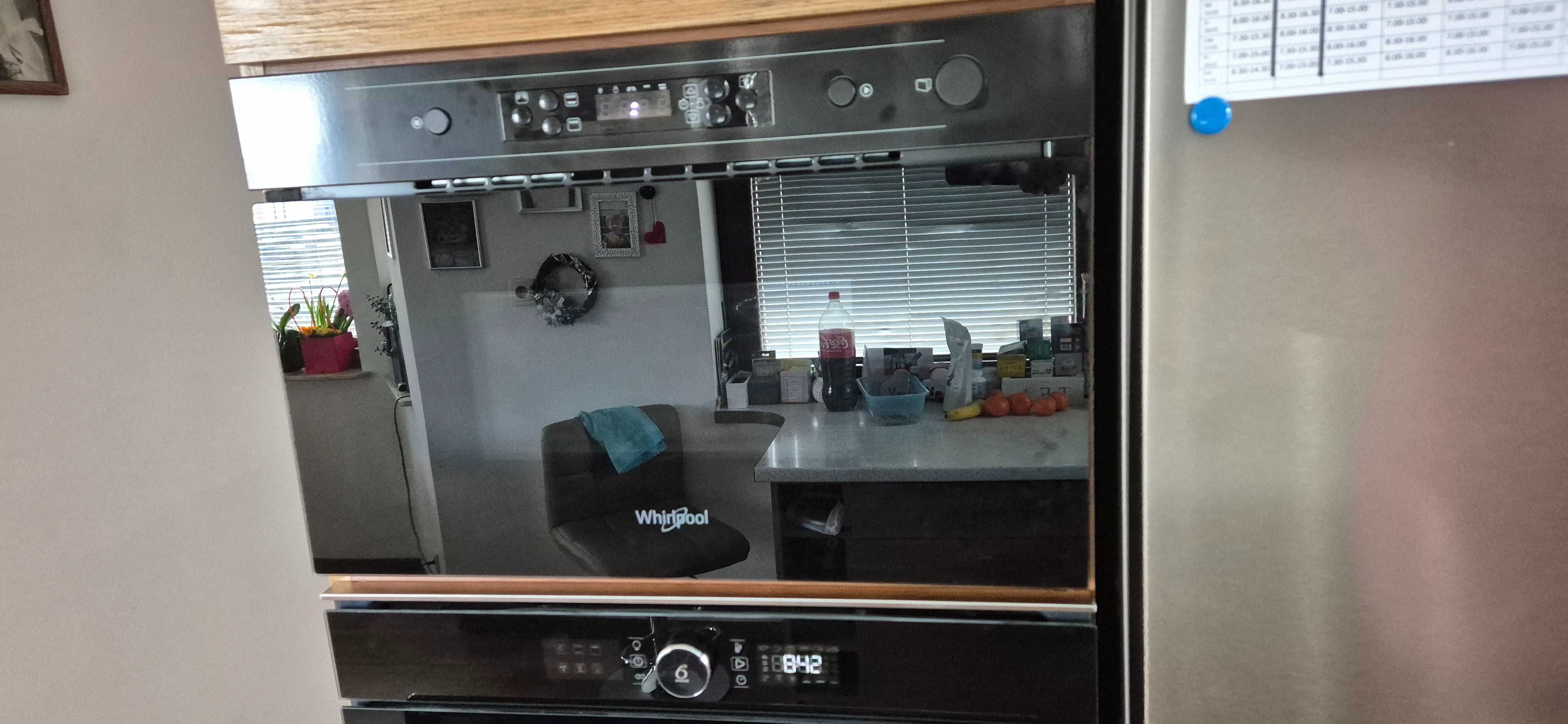 Kuchenka mikrofalowa Whirlpool AMW 442NB 750W 22l