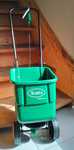 Siewnik rotacyjny z regulacją - Easy Green Scotts ICL