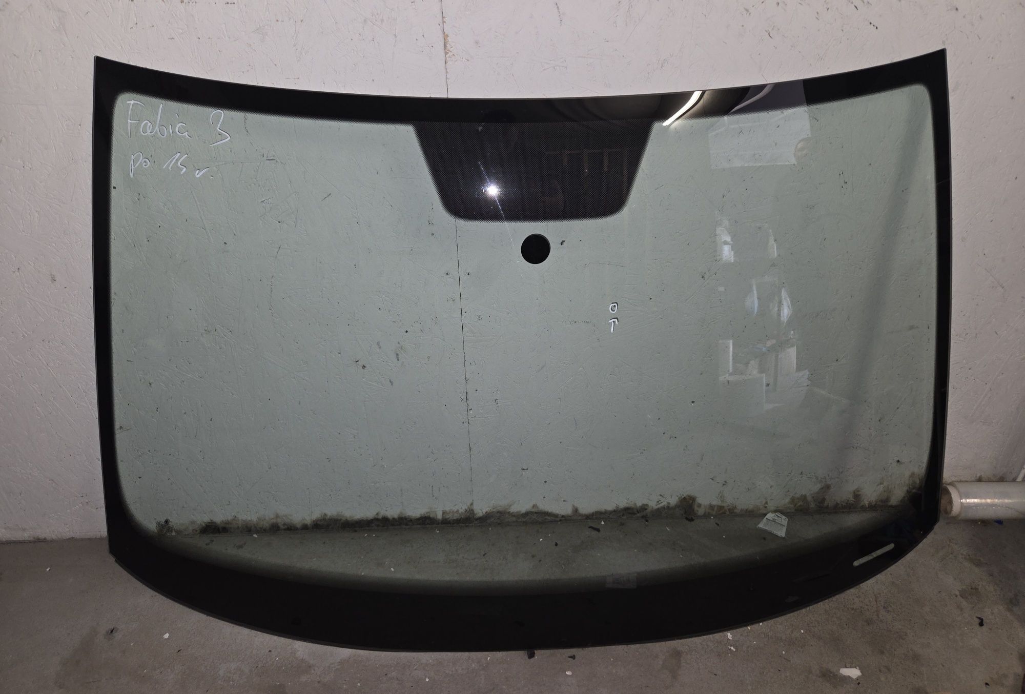 Szyba czołowa przednia przód Skoda Fabia 3 III po 14r oryginał