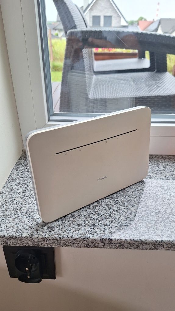 Huawei 4G Router 3 Pro  LTE 300Mbps | 2.4 GHz & 5GHz [ na kartę SIM ]