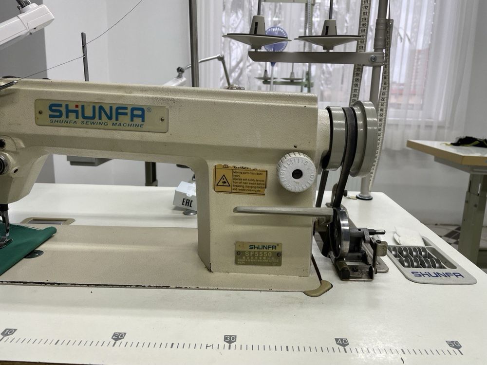 Швейная машина SHUNFA SF5550