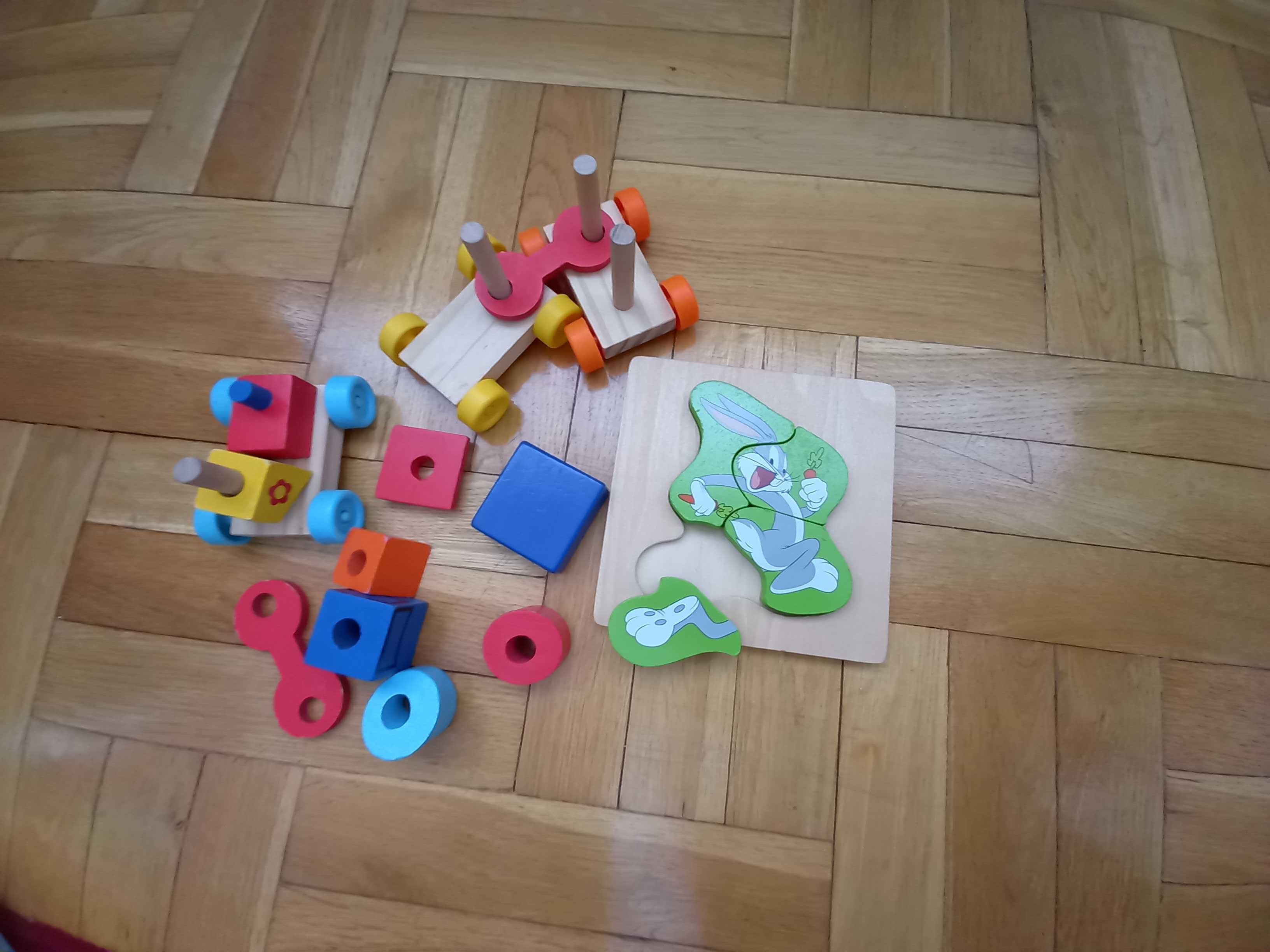 Drewniana ciuchcia puzzle drewniane pociąg królik pepco fisher price