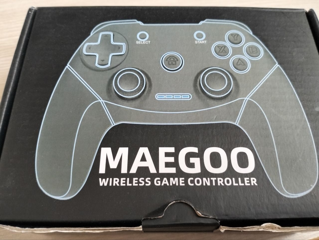 Бездротовий ігровий контролер Maegoo 2.4G пропонує вам новий ігровий д