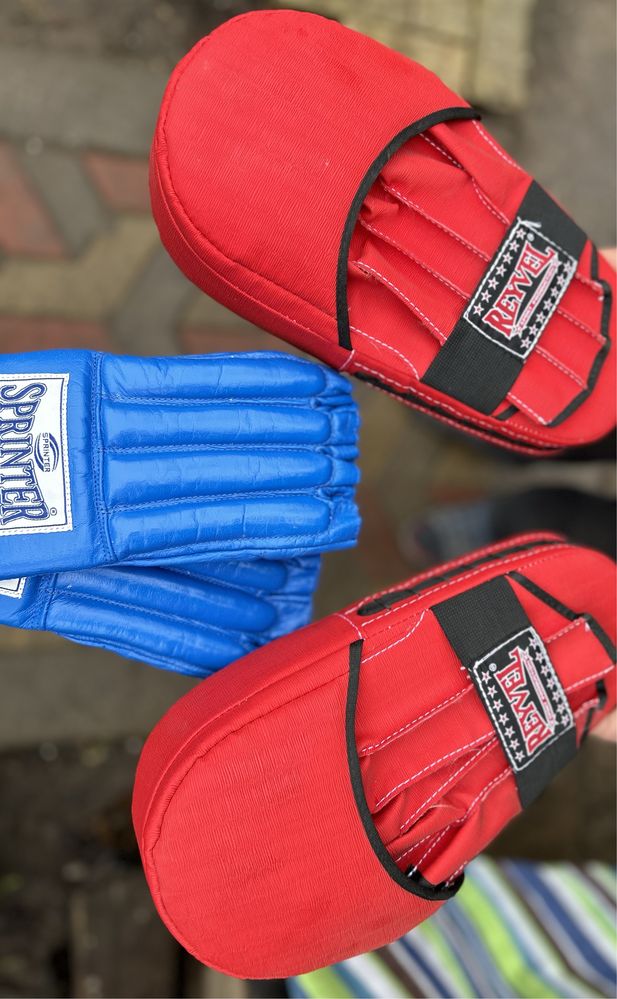 Боксерський набір лапи перчатки рукавиці