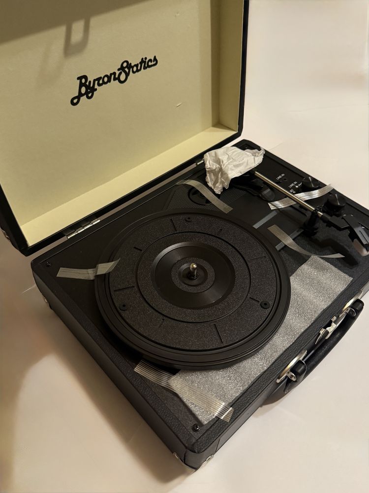 Gramofon ByronStatics KTS-601BT