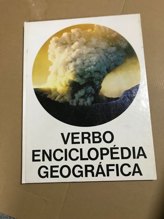 Livros a 1,5 euros Vários .  Dois livros a 2 euros . 3 livros 3 euros