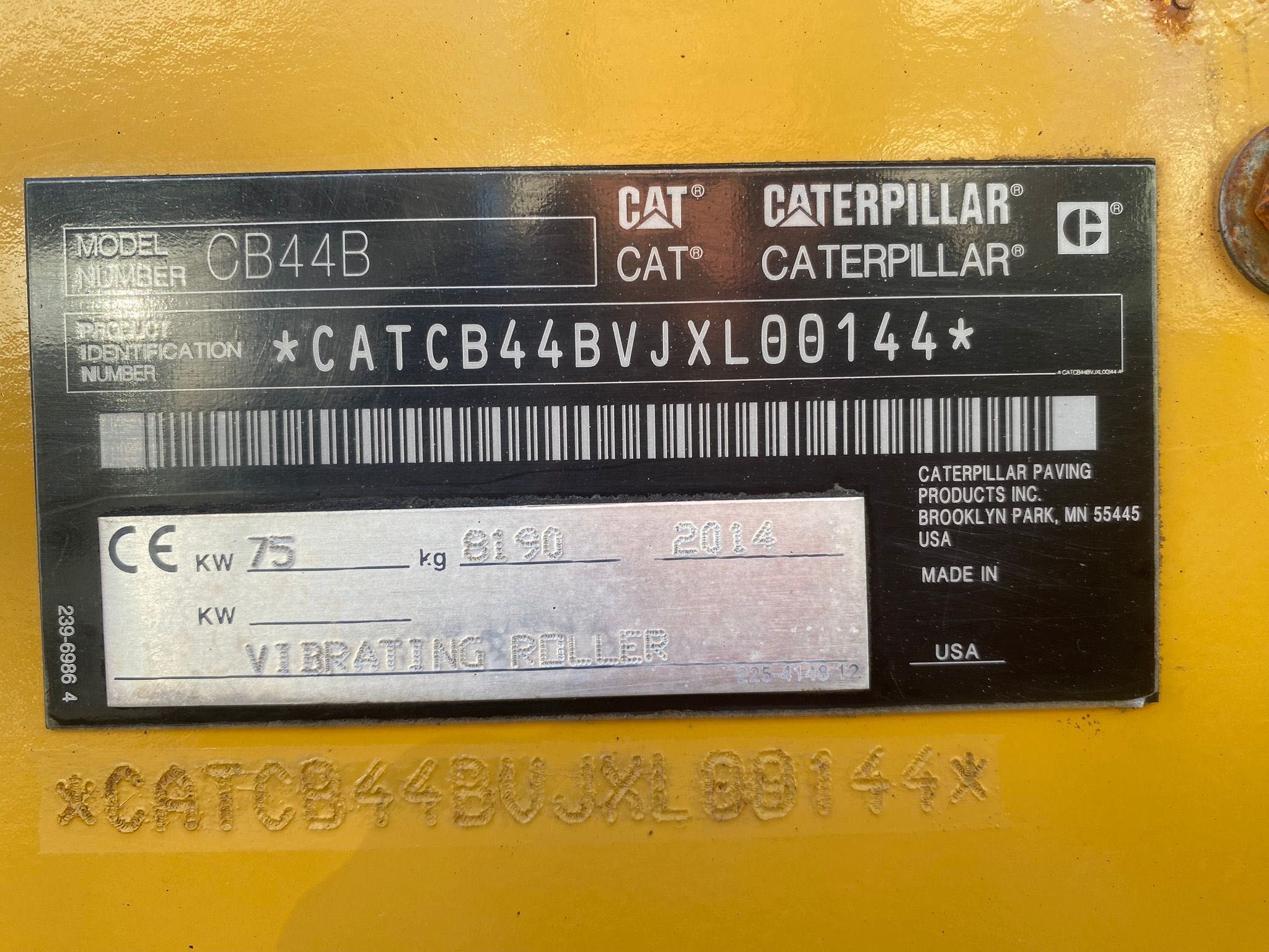 walec wibracyjny CAT CB44B super stan caterpillar CB 44