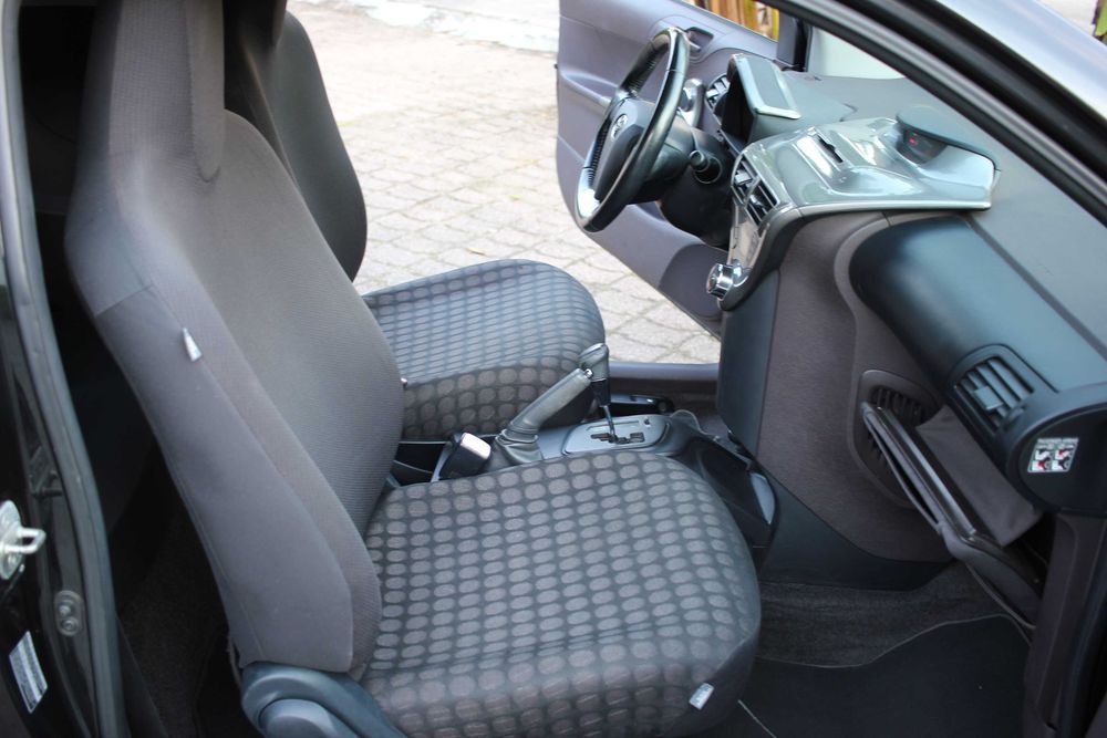 Toyota IQ Cx. Automática
