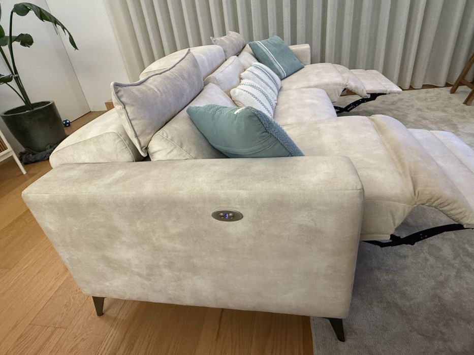 Sofá 3 Lugares com relax electrico 2 lados