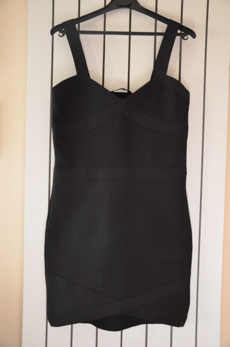 Czarna sukienka-tuba ONLY r. 40