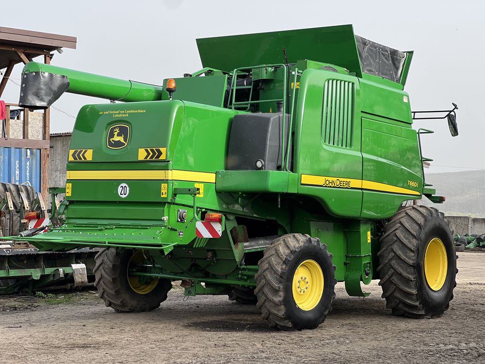 John Deere T660i