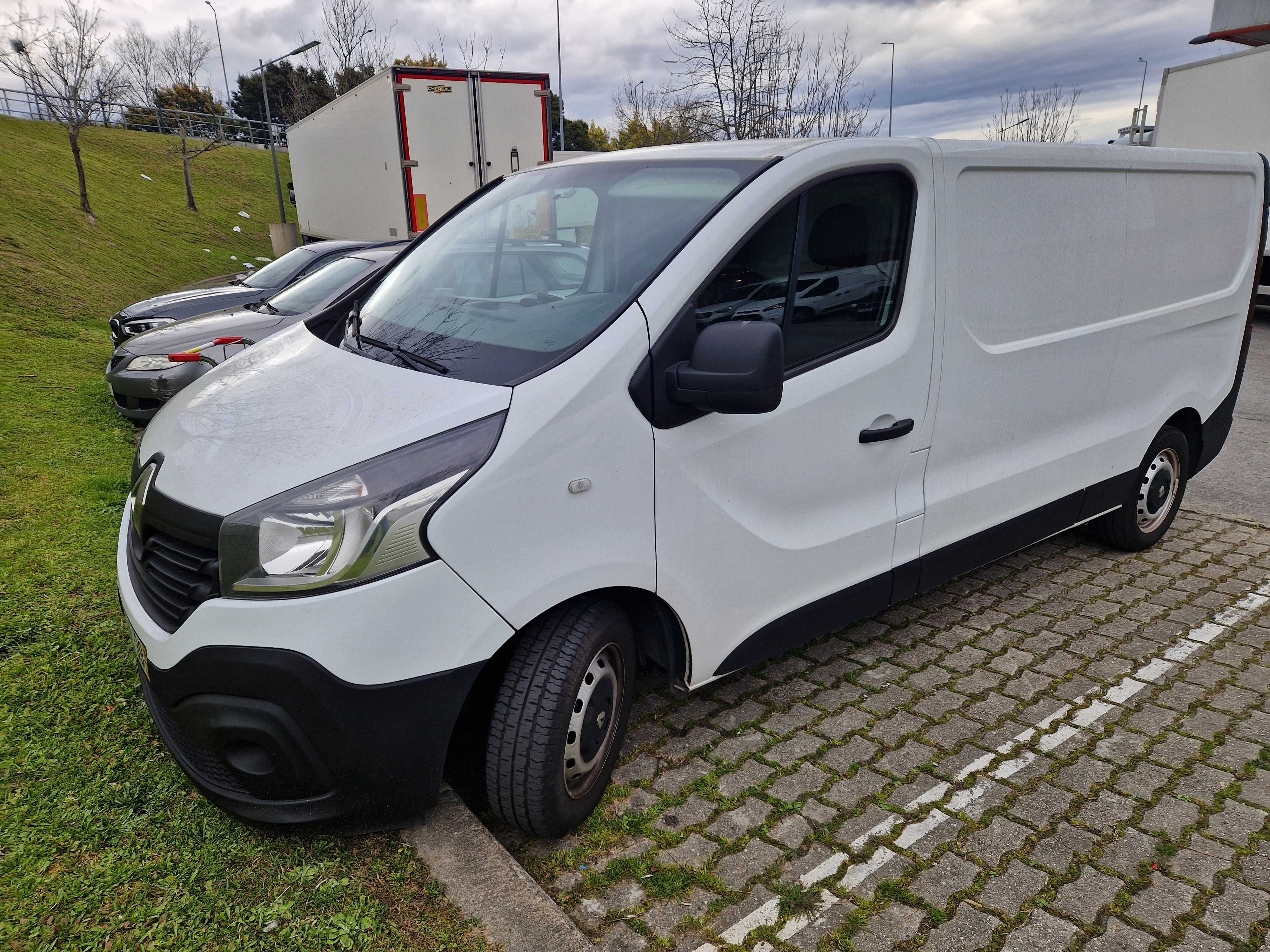 Renault Trafic Longa 2018