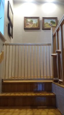 Nowa drewniana BRAMKA OCHRONNA zabezpieczająca m.in schody, regulowana
